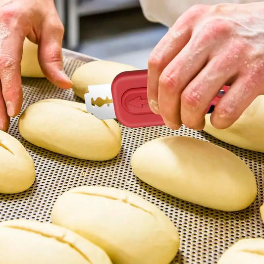 The Artisan's Magnetic Scoring Lame | Precision & Convenience